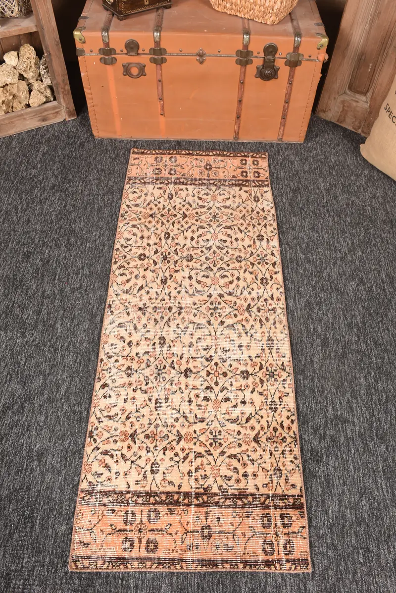 Türk Vintage Küçük Halı 2.1x5.4 ft, Oushak Kahverengi Yün Halı - 1