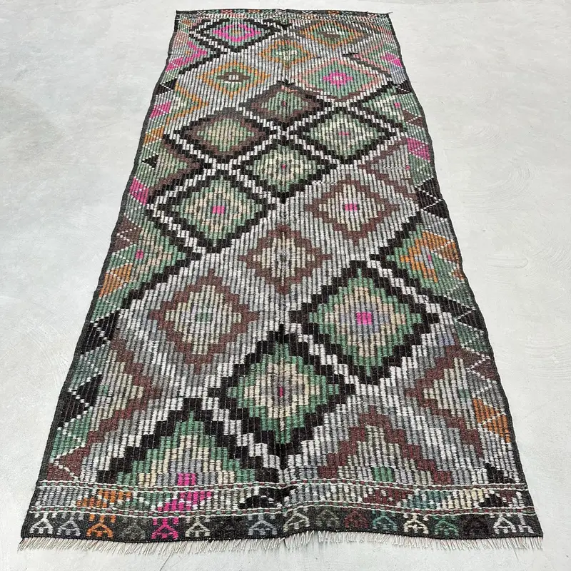 エレガントなグリーンの花柄ラグ、4.2x10.5フィートのシックな装飾