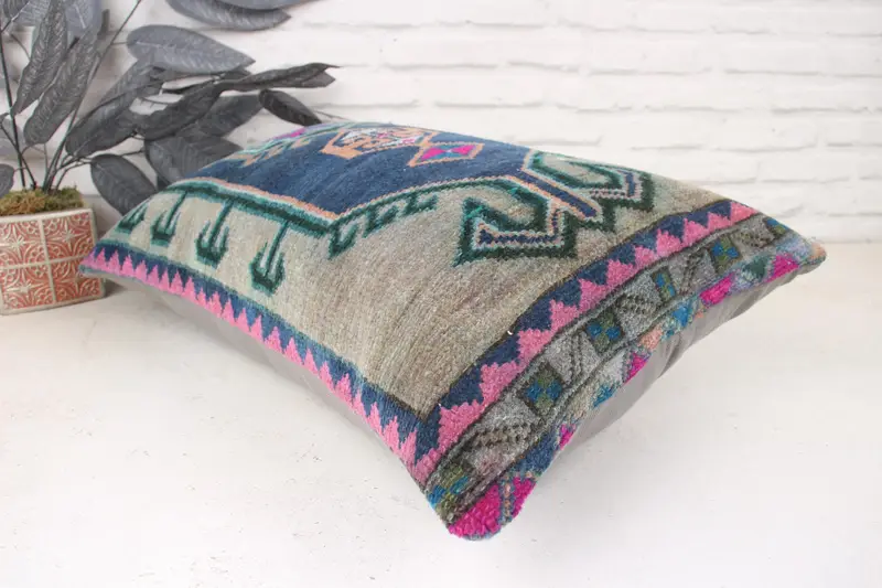 Traditional Cushion Cover, 16x24 Blue Cushion Cover, Vintage Pillow, Pillow Cover, Accent Pillow Case, Pillow for Sofa, Ethnical Kilim Rug Pillow - 6