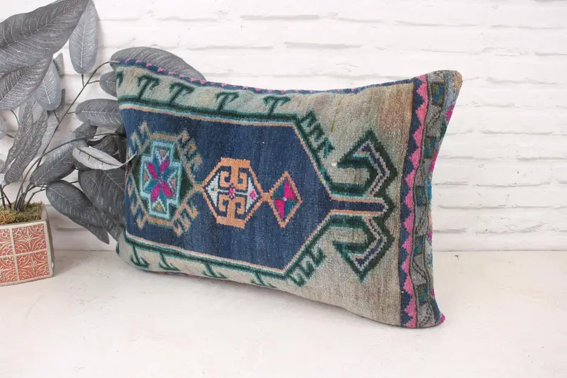 Traditional Cushion Cover, 16x24 Blue Cushion Cover, Vintage Pillow, Pillow Cover, Accent Pillow Case, Pillow for Sofa, Ethnical Kilim Rug Pillow - 4