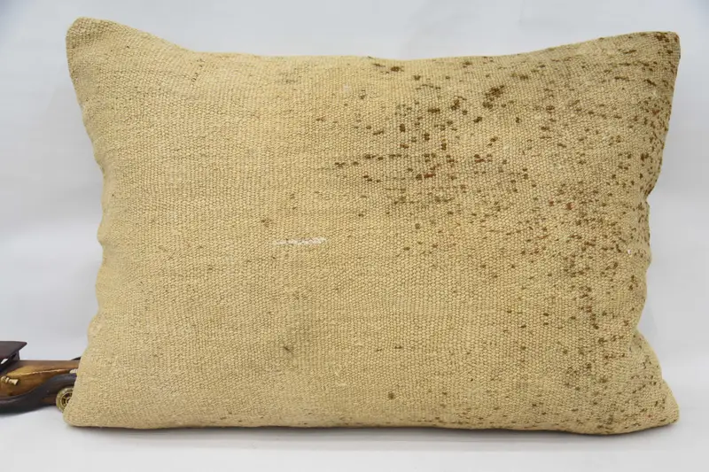 Throw Beige Pillow Sham, Plaid 20x28 inch Gift Cushion Case - 1