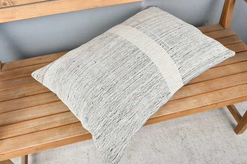 Cozy Throw Cushion Case, Antique Pillows, Pillow, Decorative Pillow, Ethnical Kilim Rug Pillow, Handmade Kilim Cushion, 20x28 White Pillow Case - 2