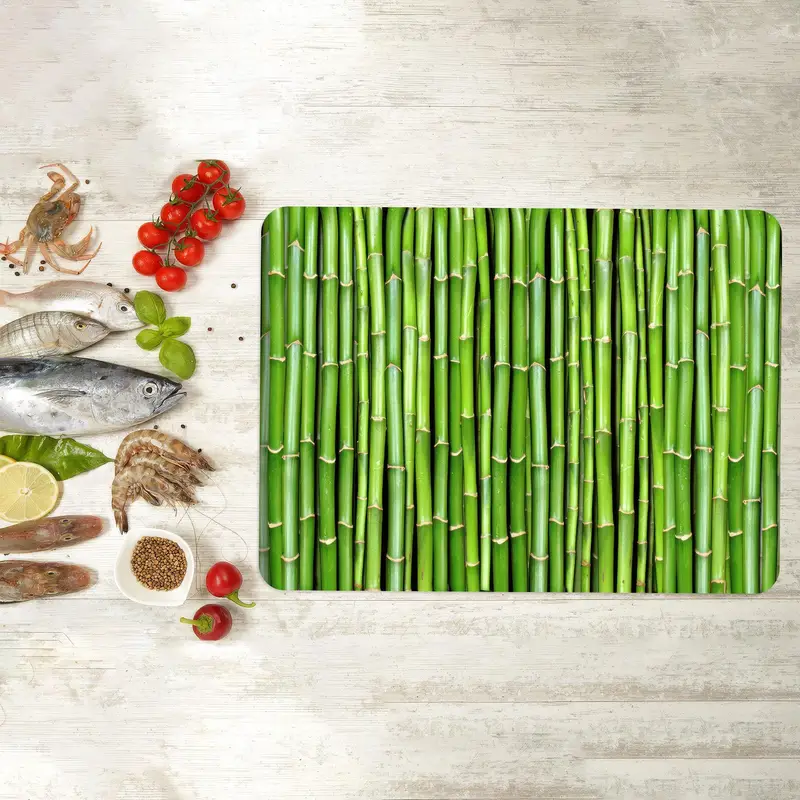 Doğadan Esinlenen Yeşil Çiftlik Evi Desenli Cam Kesme Tahtası