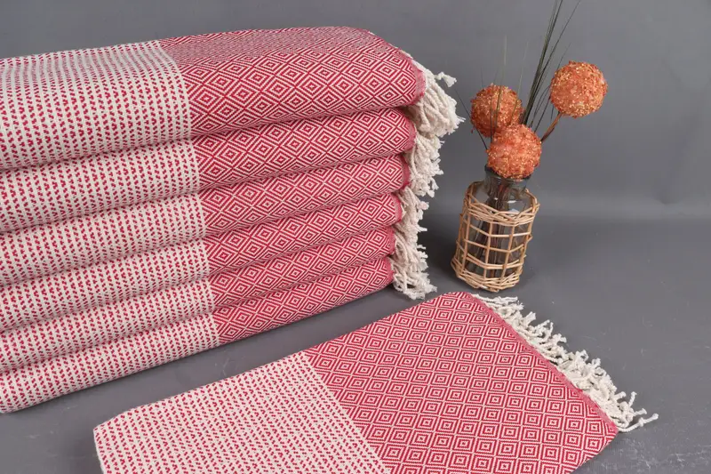 Bath Towel Organic Cotton Red Diamond Peshtemal 40x71 Inches