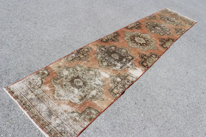 2.7x13.1 ft Halı, Vintage Türk Halısı, Kahverengi Kırmızı Fas Yün Halısı - 1
