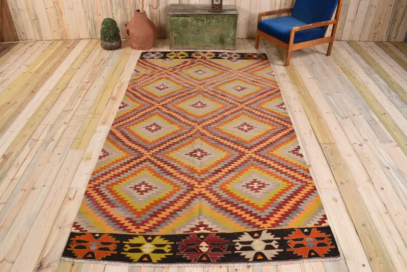 Turuncu, Yeşil Hayvan Baskılı Halı, 5,5x10,2 ft