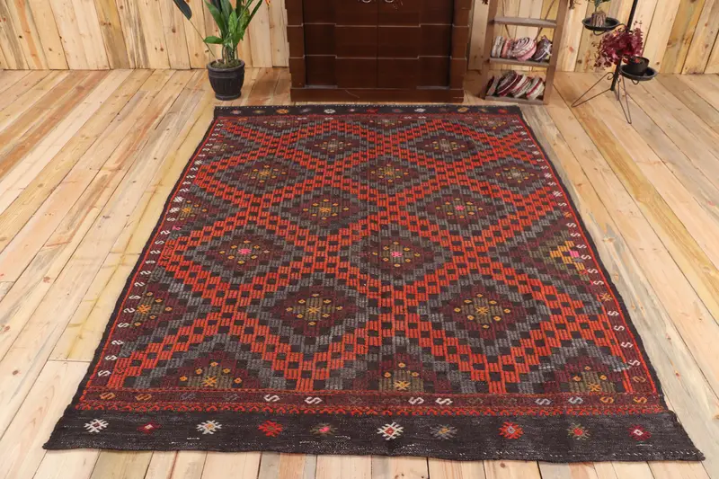 Alfombra grande vintage, alfombra turca de 5,6x7,6 pies, alfombra de lana Kilim roja - 1