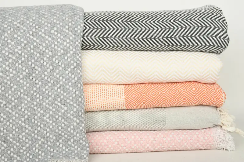 Personalized Bridesmaid Gift, Housewarming Gift, Family Gift Basket, Decorative Blanket, Shower Curtain, Woven Blanket, 80x80 Cotton Set of 6 Towel - 1