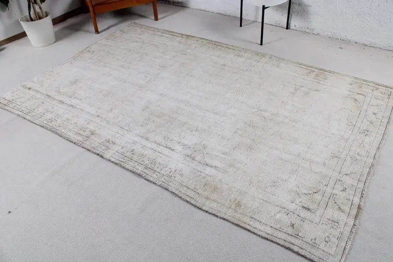 Türk Vintage Halısı 5.3x8.2 ft (163x251 cm), Oushak Beyaz Gri Güneybatı Halısı - 1