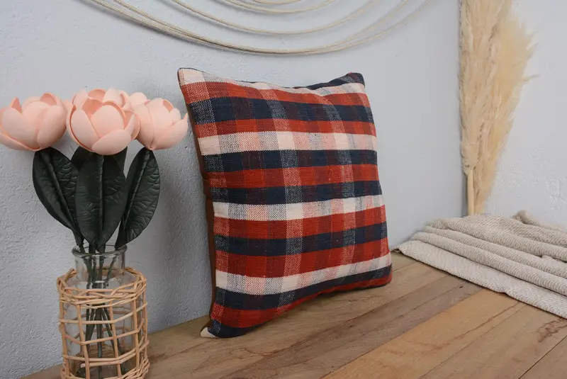 Almohada de tiro a rayas rojas y beige, cojín bordado hecho a mano