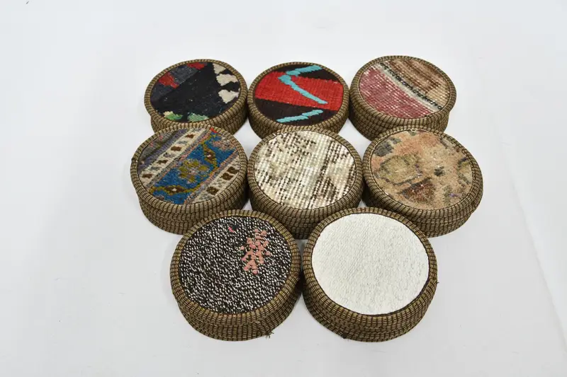 Posavasos redondo con diseño bohemio, duradero y elegante.