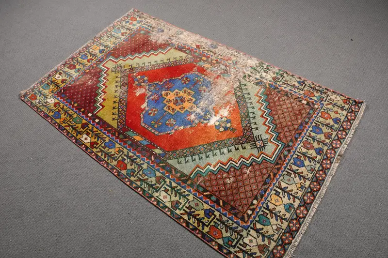 Türkischer Vintage-Teppich, 3,2x5,2 ft Oushak-Teppich, roter Akzentteppich - 1