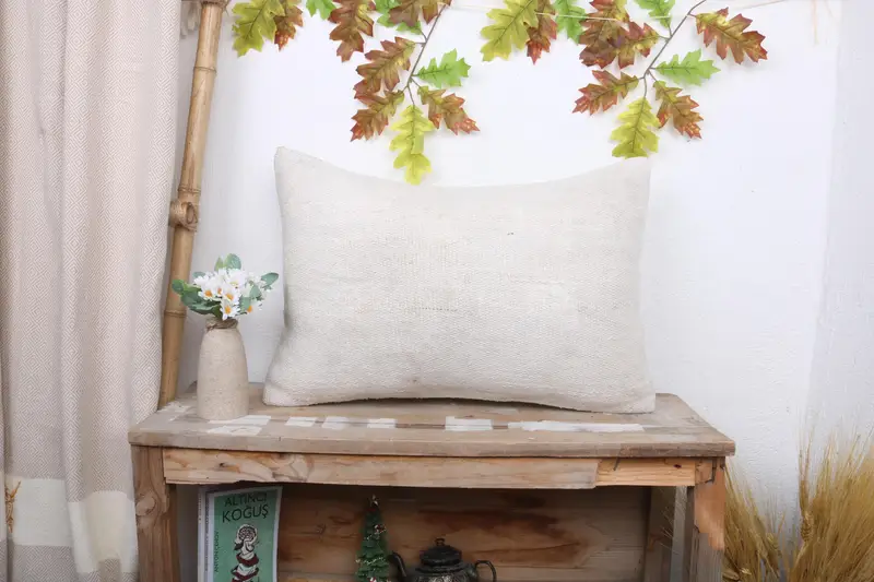 Handgefertigtes besticktes Kissen im Südwesten, vielseitiges 16x24 Wurfkissen