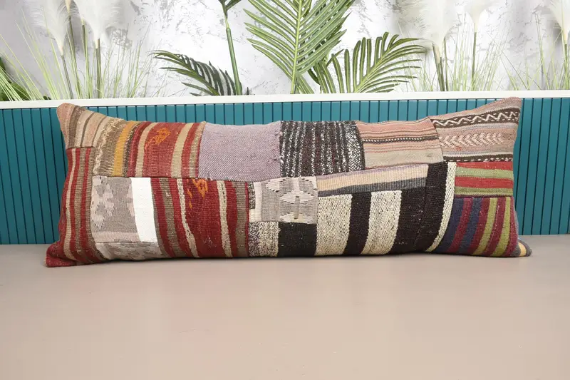 Rot-braunes Patchwork-Wurfkissen, Vintage besticktes Kissen