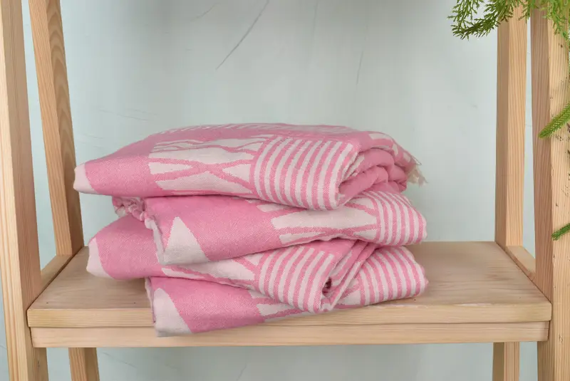 Wedding Towel, Monogrammed Beach Towel, Best Beach Towel, 70x38 Cotton Fish Design Towel, Bachelor Party Favors, Christmas Gift, Wedding Gifts Towel - 8