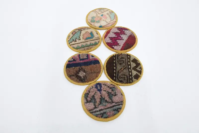 Posavasos redondo azul y rojo bohemio, posavasos bohemio único