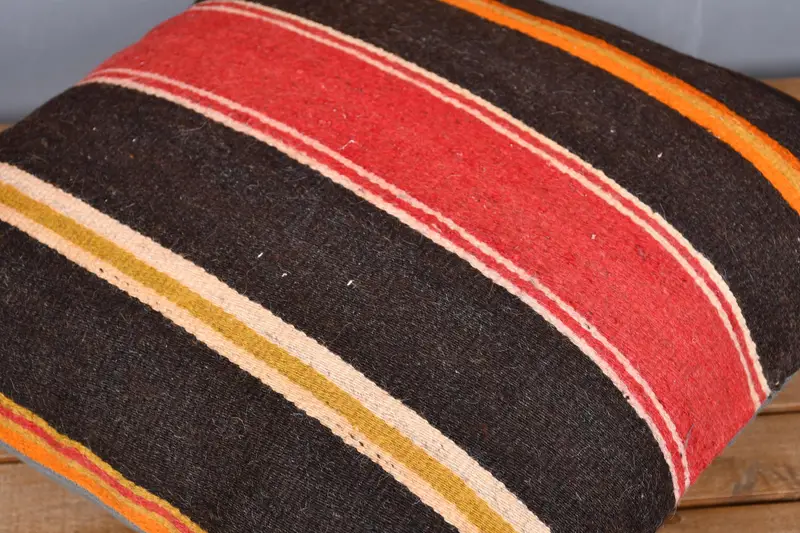 Pillow, Boho Pillow Sham Cover, Decorative Cushion Cover, Farmhouse Cushion Cover, Pillow for Couch, 20x20 Red Pillow, Turkish Kilim Pillow - 4