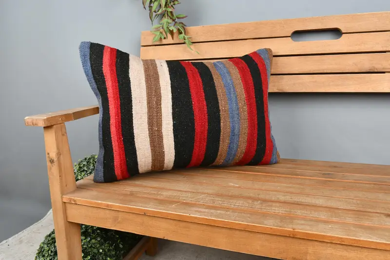 Pillow Cover, Knitted Pillow Cover, Vintage Kilim Throw Pillow, 16x24 Brown Cushion Cover, Turkish Kilim Pillow, Kilim Cushion Sham - 1