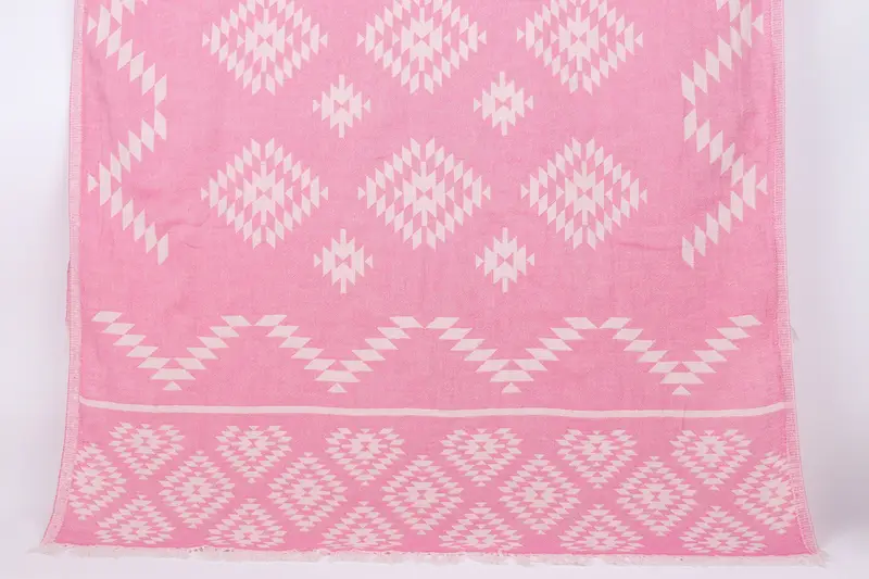 Nedime Monogramı Pembe Plaj Havlusu, 36x71 İnç