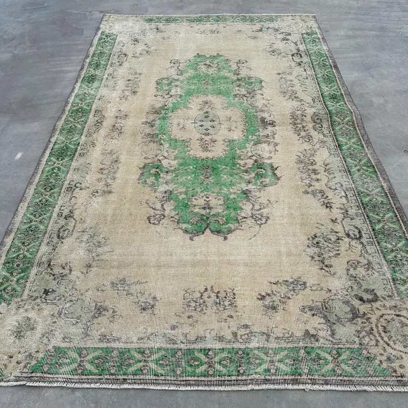 Türk Vintage Halı 5.3x8.6 ft (162x261 cm), Oushak Yeşil Beyaz Soyut Halı - 1
