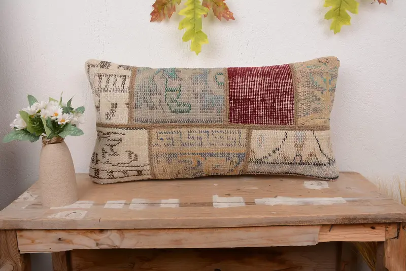 Blaues und rotes Patchwork-Wurfkissen, handgefertigtes besticktes Kissen