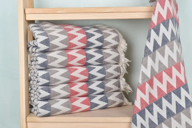 Wedding Gift Ideas, 70x40 Cotton Zigzag Design Towel, Bridesmaid Gift, Personalized Towel Gift, Personalized Bridesmaid Gift, Sand-free towel - 2
