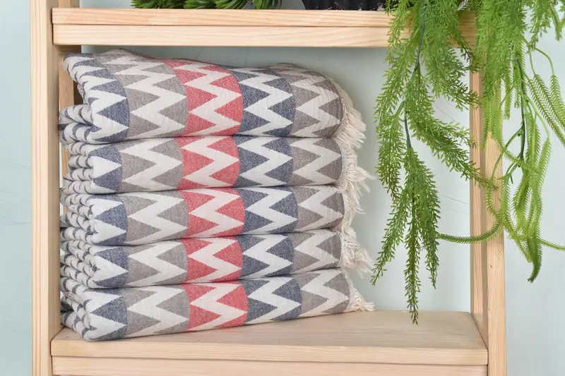 Wedding Gift Ideas, 70x40 Cotton Zigzag Design Towel, Bridesmaid Gift, Personalized Towel Gift, Personalized Bridesmaid Gift, Sand-free towel - 1