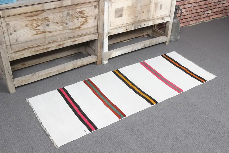 Türk Halısı, Küçük 1.7x4.7 ft Vintage Halı, Beyaz Kırmızı Oryantal Yün Halı - 1