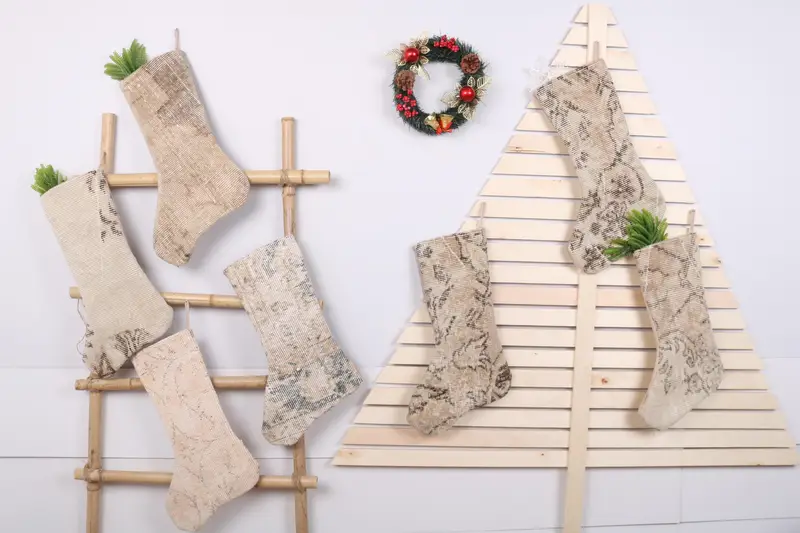 Patrón de adornos navideños festivos, calcetín navideño de punto de 22 pulgadas de ancho