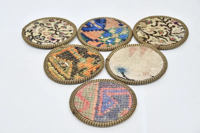 Juego de posavasos redondos bohemios, posavasos tejidos en naranja y beige