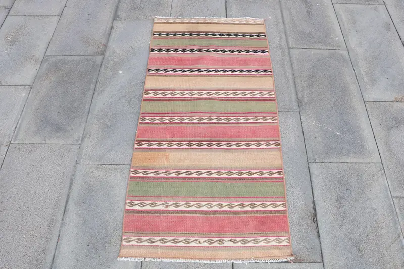 1.9x4 ft Rug, Vintage Kilim Rug, Turkish Red Wool Floral Rug - 1
