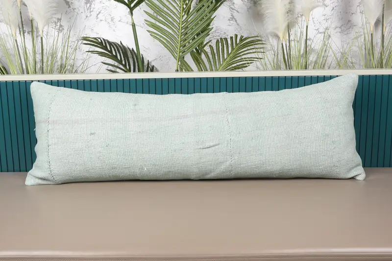 Handgefertigtes grünes Patchwork-Wurfkissen, 16x48 besticktes Vintage-Kissen