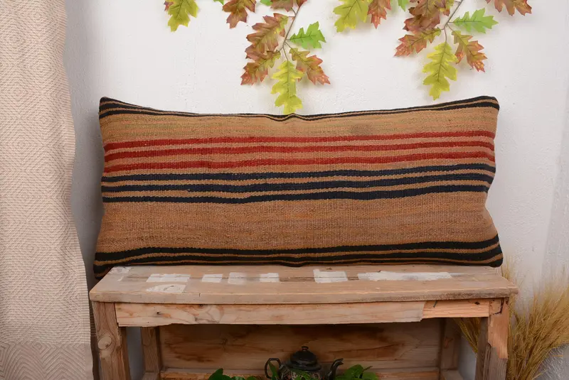 Braun-rot gestreiftes Kissen, 16x36 besticktes Wurfkissen