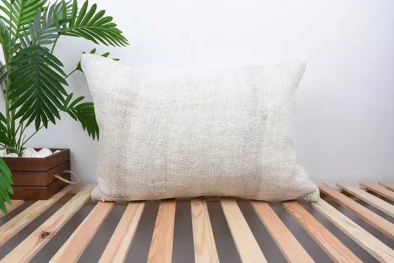 Cushion Case, Kilim Pillow, Authentic Pillow, Meditation Pillow Case, Boho Pillow, Antique Pillows, Ethnic Cushion, 20x28 White Cushion Cover - 1