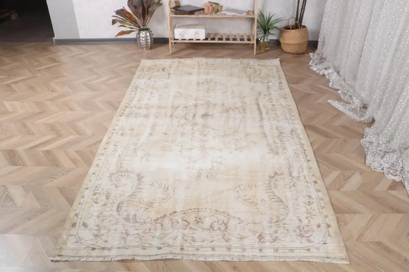 4.8x8.7 ft Eski Türk Halısı, Büyük Halı, Beyaz Oushak Halı - 1
