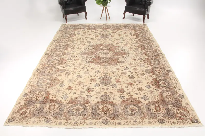 8.4x11.8 ft Turkish Vintage Rug, Oversize Rug, Oushak Brown Wool Rug - 1