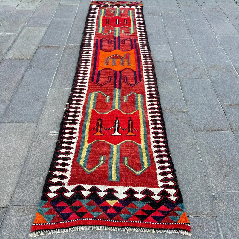 Kırmızı Soyut Halı, Yeşil Desenli 2,8x11,4 ft