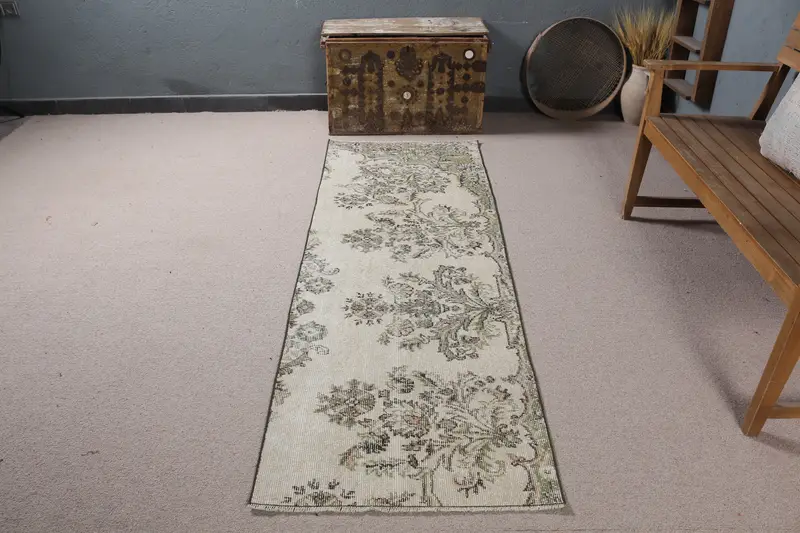 Zarif Bej Fas Halısı, Yeşil Desenli 2,4x7,3 ft