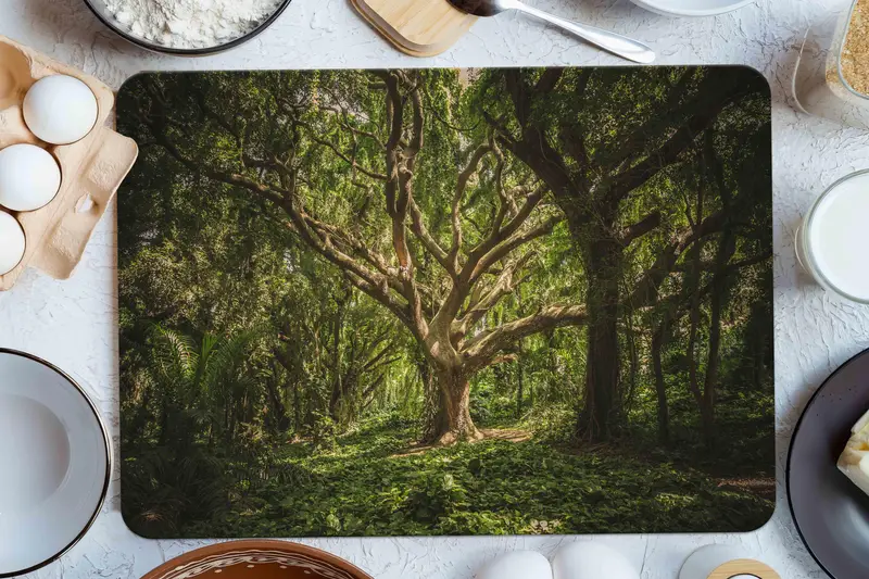 強化された安全性とデザインを備えた自然からインスピレーションを得たガラスまな板