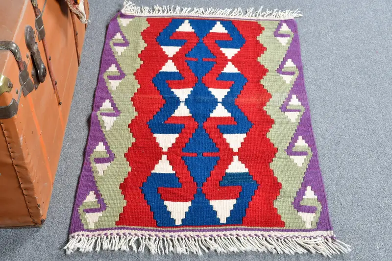 Türkischer Vintage-Teppich 2,2x3,3 ft (67x101 cm), Kelim-Roter Südwestteppich - 1