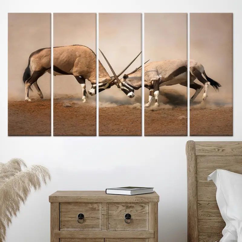 Modern Yaban Hayatı Kanvası: Man Cave için Zarif Çiftlik Evi Dekoru