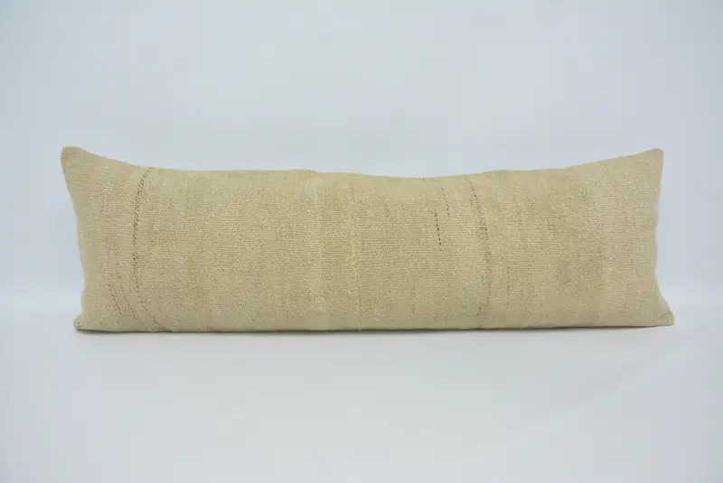 Beige besticktes Karo-Wurfkissen, vielseitiges handgefertigtes Wohndekor-Kissen