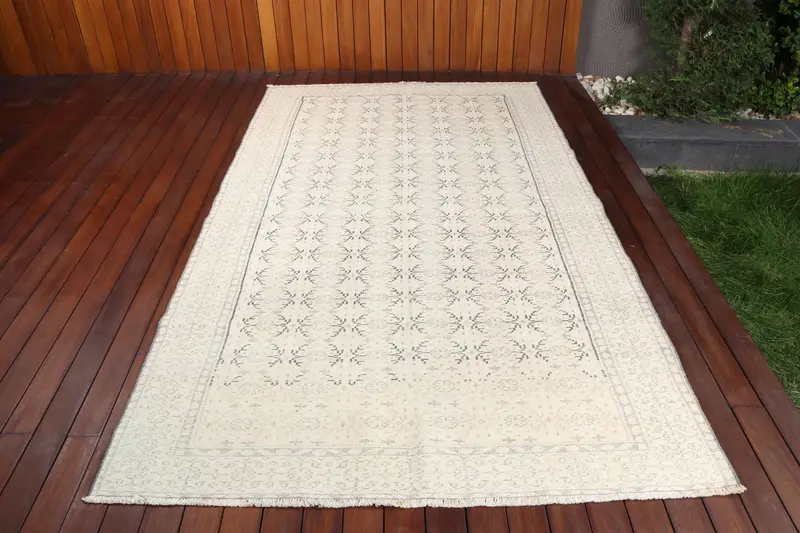 Oushak Turkish Rug, 5.1x8.9 ft Vintage Rug, White Wool Rug - 1