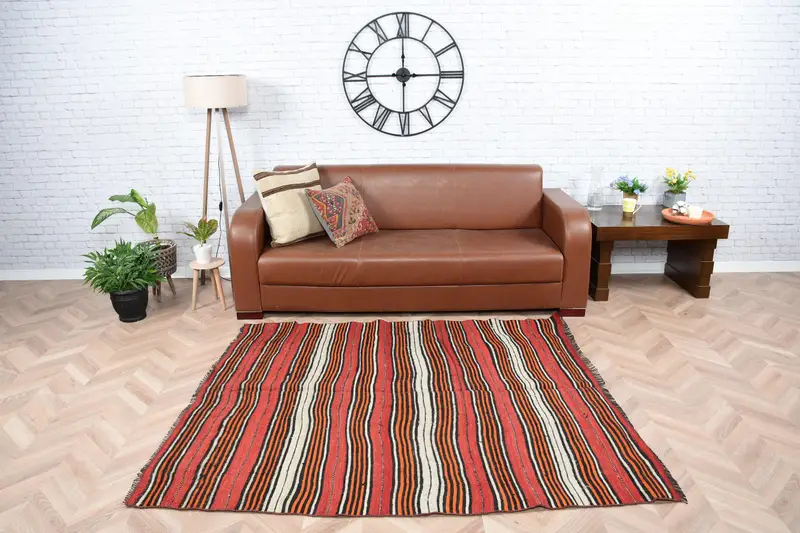 5.1x5.8 ft Alan Vintage Halı, Kırmızı Puantiyeli Türk Halısı - 1