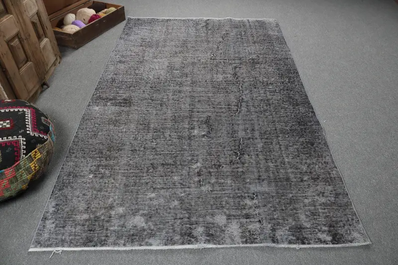 Vintage Large Rug 5.1x8.2 ft, Gray Black Check Rug Wool - 1
