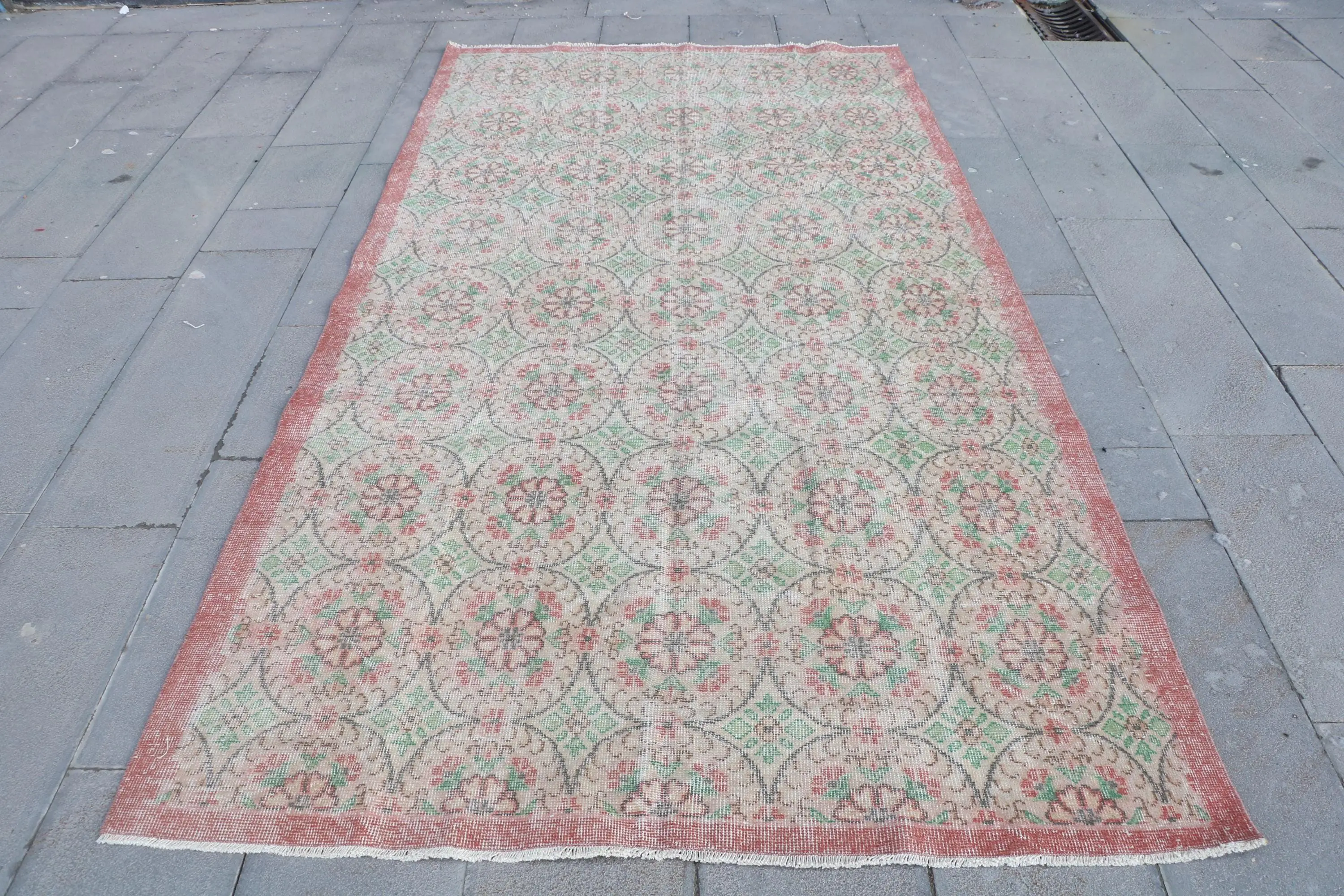 Vintage Türk Halısı 5.1x9.4 ft (156x287 cm), Kırmızı Bitkiler ve ağaçlar Yün Halı - 1