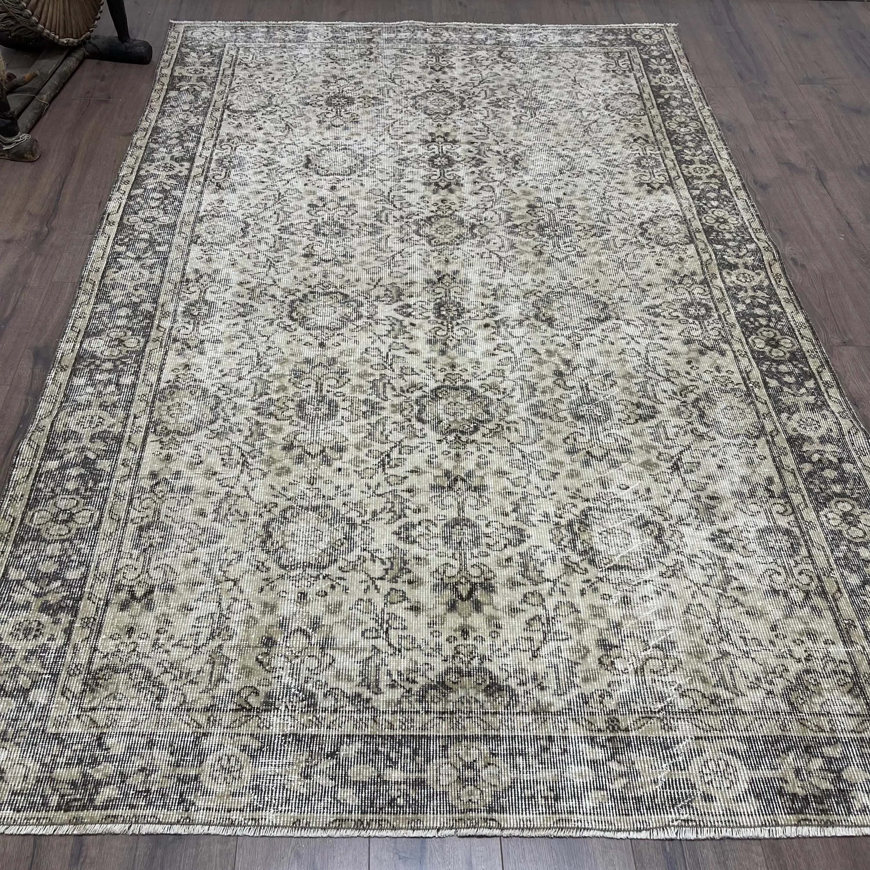 5.6x8.7 ft Vintage Rug, Gray Southwestern Turkish Wool Rug - 1