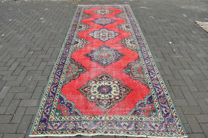 Vintage 4,6x12,8 ft Teppich, türkischer Läuferteppich, rot-blau karierter Wollteppich - 1
