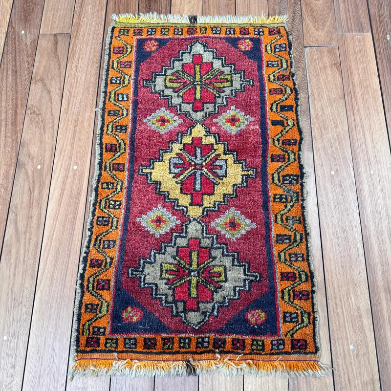 1.6x2.8 ft Halı, Vintage Türk Küçük Halısı, Kırmızı Oushak Yün Halı - 1