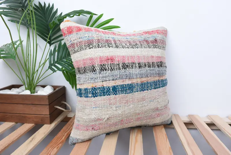 Ethnischer Kilimteppichkissen, Boho -Kissenschein -Abdeckung, Kissenbezug, 18x18 weiße Kissenbedeckung, dekorative Kissenbedeckung, Kilim Kissenbedeckung - 4